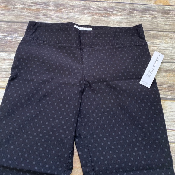 Margaret M Pull On Cropped Pants Petite Polka Dots - Picture 2 of 4